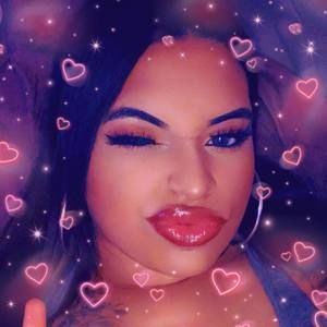 Meet your Posher, Elisa